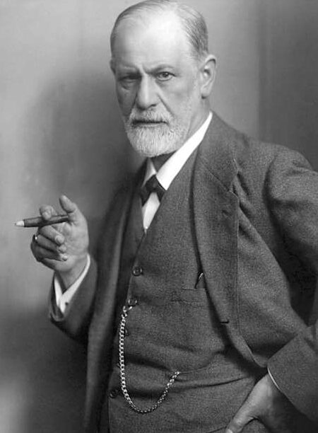 ¿Por qué se llama a Nietzsche filósofo de la sospecha? ¿Por qué se llama a Nietzsche filósofo de la sospecha?
