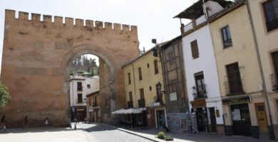 ¿Por qué se llama Arco Elviera?