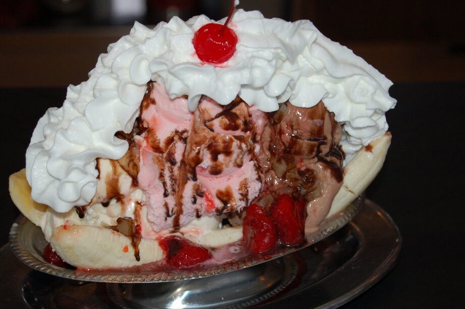 ¿Por qué se llama banana split? ¿Por qué se llama banana split?