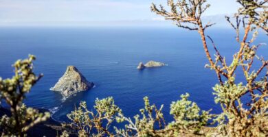 ¿Por qué se llama Barranco de Piedra Bermeja?