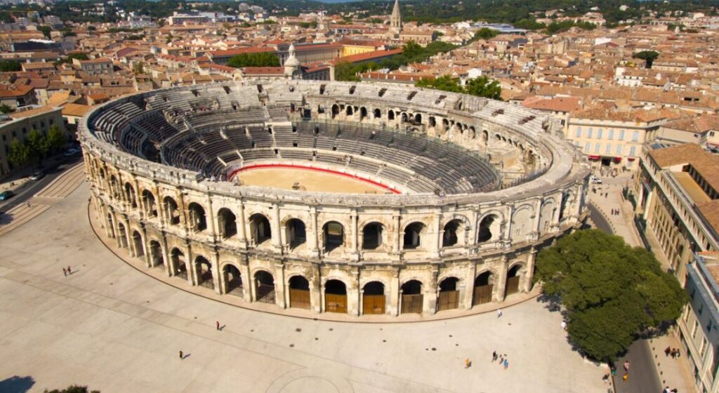 ¿Por qué se llama Coliseo al Anfiteatro Flavio? ¿Por qué se llama Coliseo al Anfiteatro Flavio?