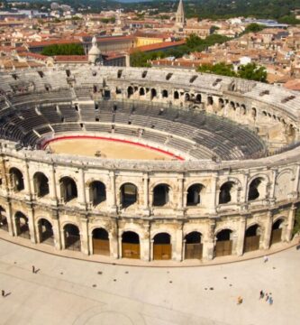 ¿Por qué se llama Coliseo al Anfiteatro Flavio?
