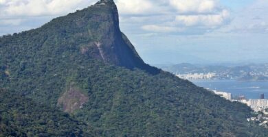 ¿Por qué se llama Cristo de Corcobado?