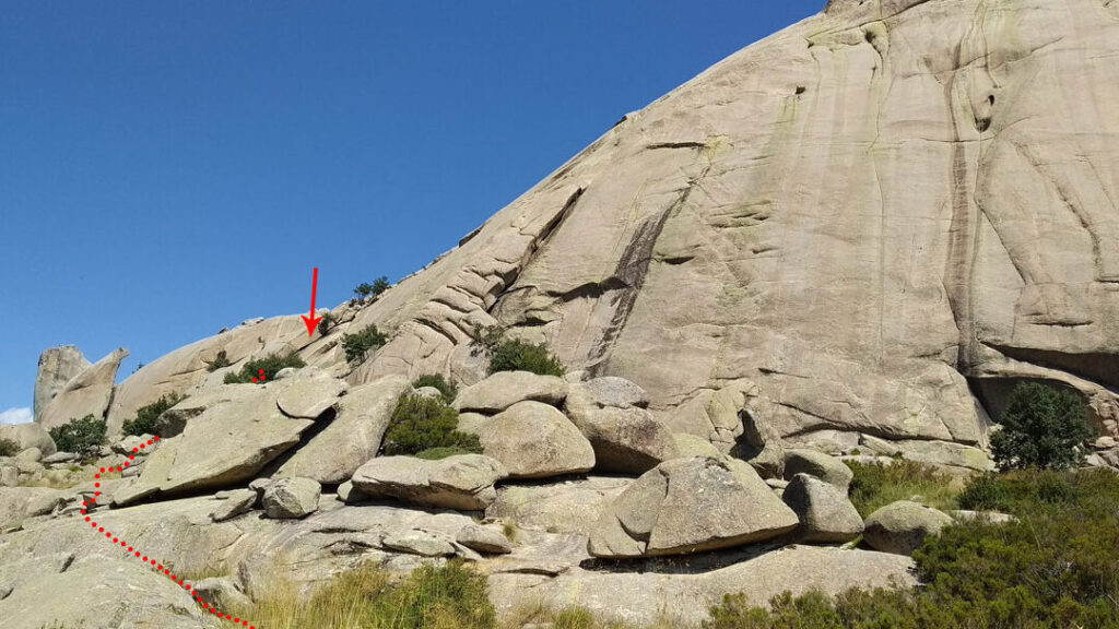 ¿Por qué se llama diezmo a la piedra del yelmo? ¿Por qué se llama diezmo a la piedra del yelmo?