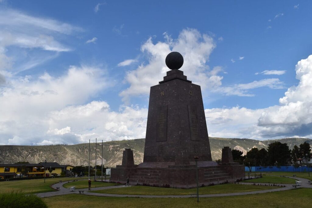 ¿Por qué se llama Ecuador? ¿Por qué se llama Ecuador?