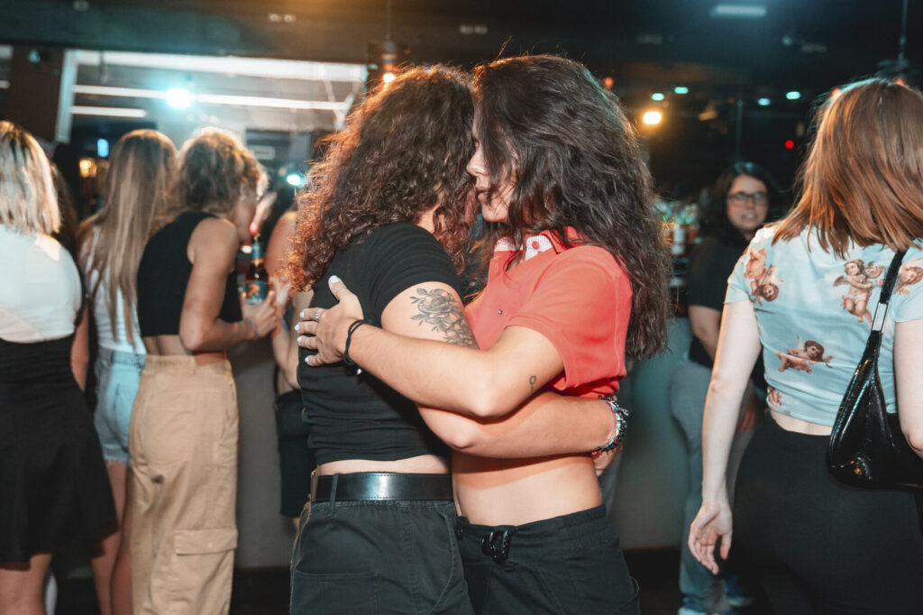 ¿Por qué se llama el baile perreo? ¿Por qué se llama el baile perreo?