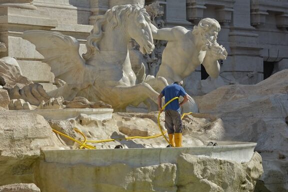 ¿Por qué se llama Fontana di Trevi?