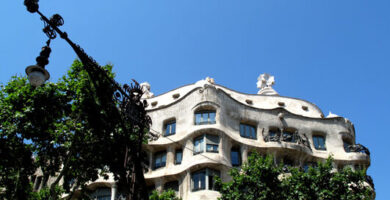 ¿Por qué se llama La Casa Milà La Pedrera? ¿Por qué se llama La Casa Milà La Pedrera?
