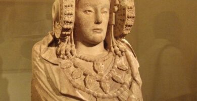 ¿Por qué se llama La Dama de Elche? ¿Por qué se llama La Dama de Elche?