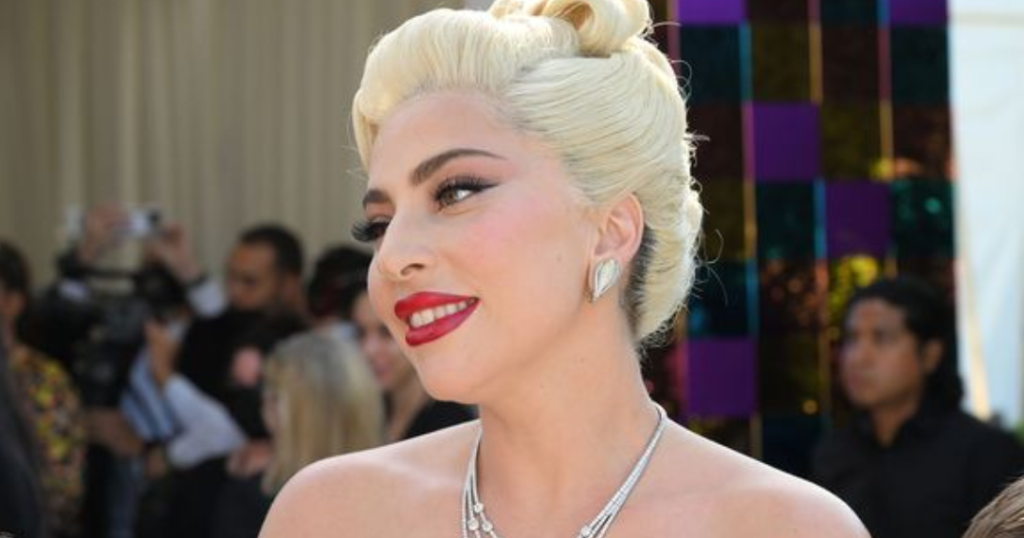 ¿Por qué se llama Lady Gaga? ¿Por qué se llama Lady Gaga?