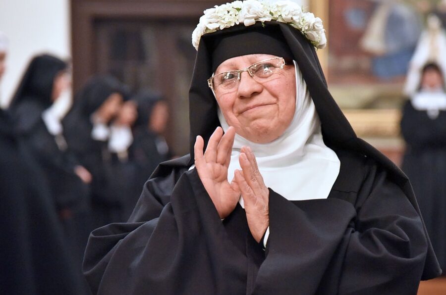 ¿Por qué se llaman hermanas a las monjas? ¿Por qué se llaman hermanas a las monjas?