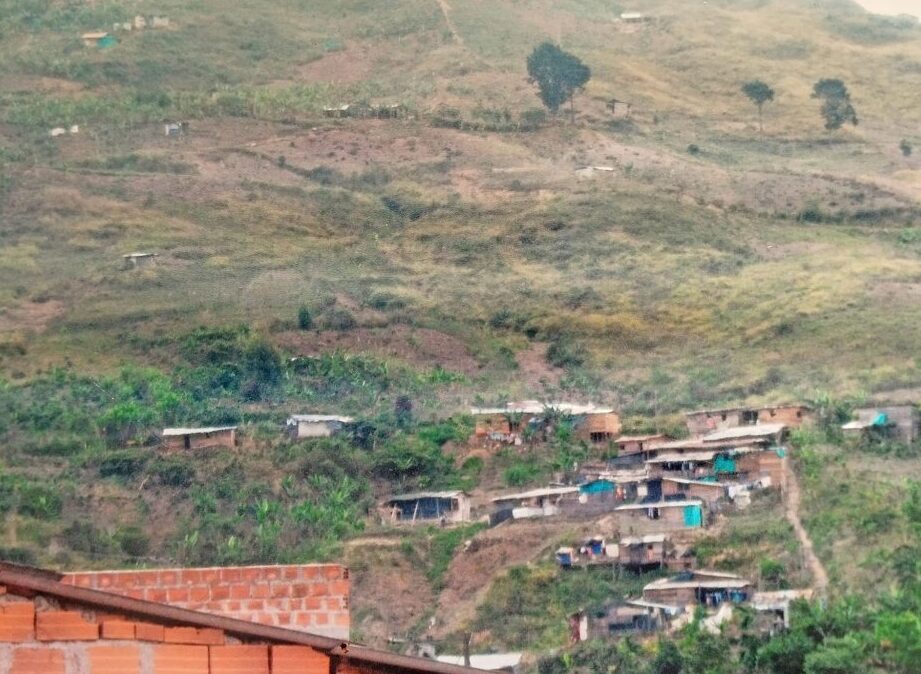 ¿Por qué se llama barrio de La Maruchenga París? ¿Por qué se llama barrio de La Maruchenga París?