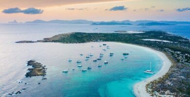 ¿Por qué se llama Mar Mediterráneo? ¿Por qué se llama Mar Mediterráneo?