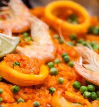 ¿Por qué se llama paella al arroz?