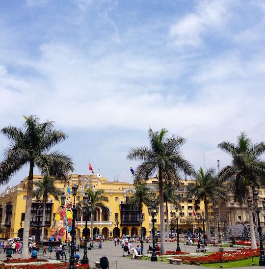 ¿Por qué se llama Plaza de Armas? ¿Por qué se llama Plaza de Armas?