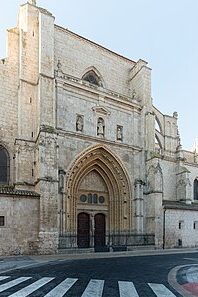 ¿Por qué se llama Puerta de los Reyes Catedral de Palencia?