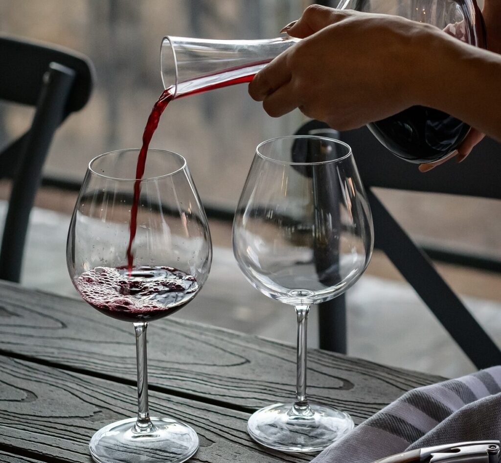 ¿Por qué se llama vino? ¿Por qué se llama vino?