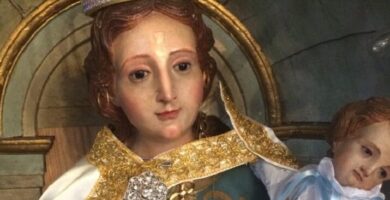 ¿Por qué se llama Virgen do Corpiño? ¿Por qué se llama Virgen do Corpiño?