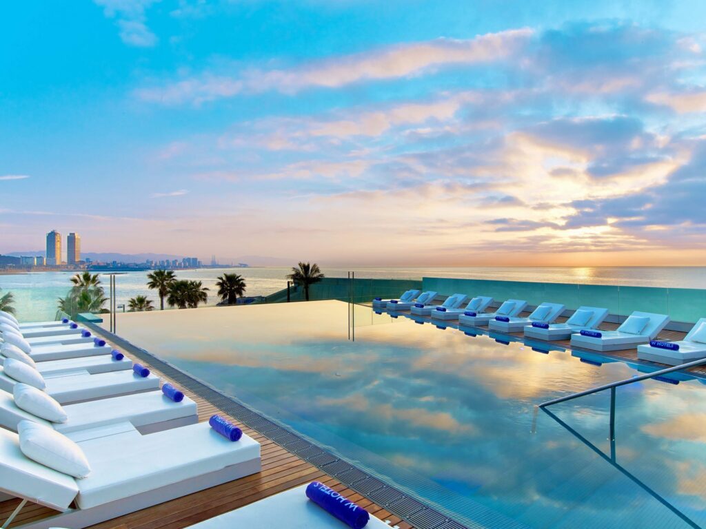 ¿Por qué se llama W Hotel?